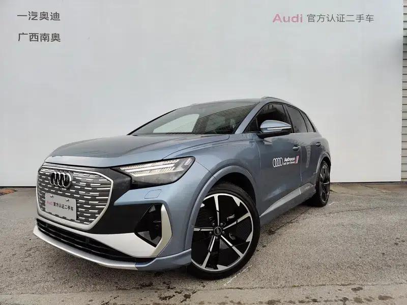 Audi Q4 e-tron 2023 50 e-tron quattro Premium Edition — миниатюра 1