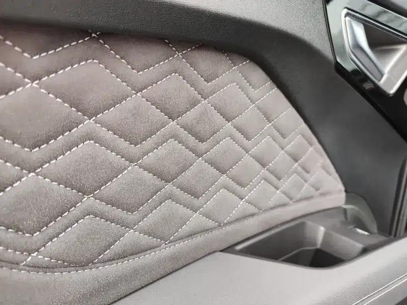 Audi Q4 e-tron 2023 50 e-tron quattro Premium Edition — миниатюра 14