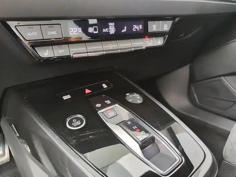 Audi Q4 e-tron 2023 50 e-tron quattro Premium Edition — миниатюра 24