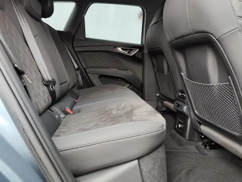 Audi Q4 e-tron 2023 50 e-tron quattro Premium Edition — миниатюра 29