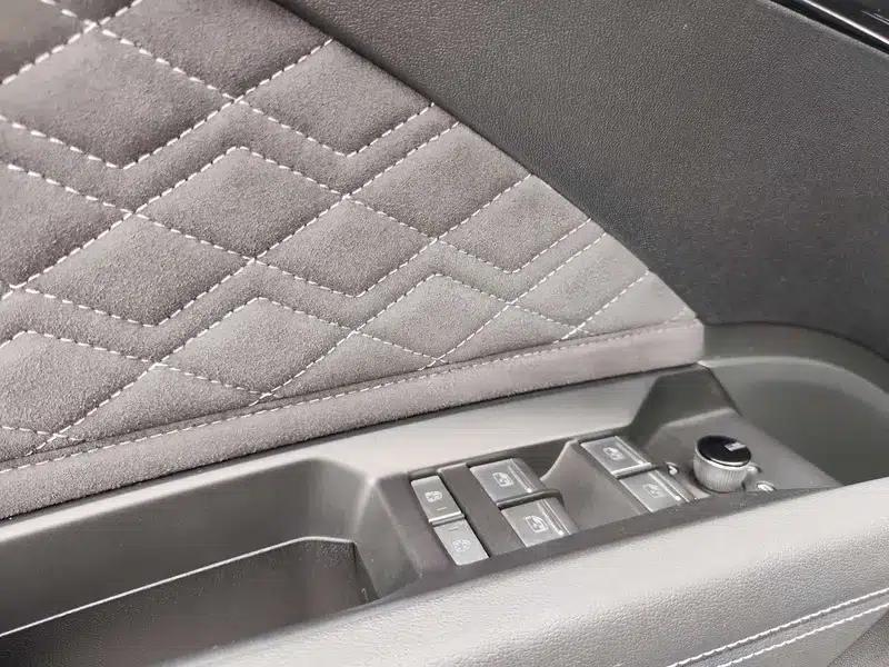 Audi Q4 e-tron 2023 50 e-tron quattro Premium Edition — миниатюра 33
