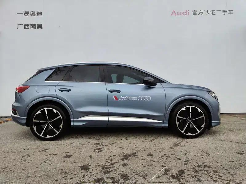 Audi Q4 e-tron 2023 50 e-tron quattro Premium Edition — миниатюра 5