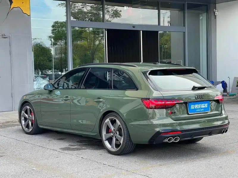 2023 Audi S4 Avant 3.0TFSI — миниатюра 5