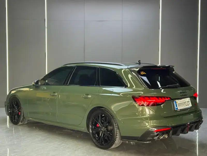 2023 Audi S4 Avant 3.0TFSI — миниатюра 4