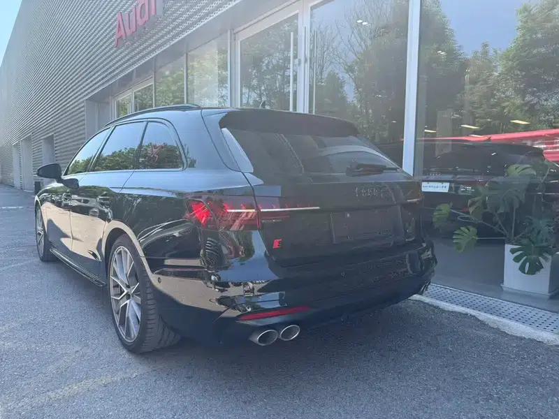 2024 Audi S4 Avant 3.0TFSI — миниатюра 5