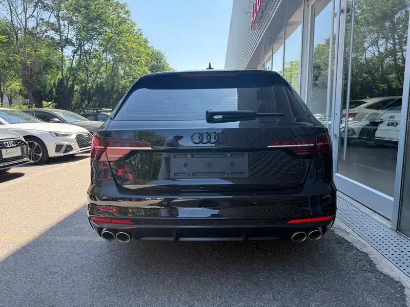 2024 Audi S4 Avant 3.0TFSI — миниатюра 6