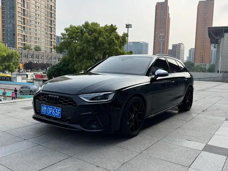 2024 Audi S4 Avant 3.0TFSI — миниатюра 1
