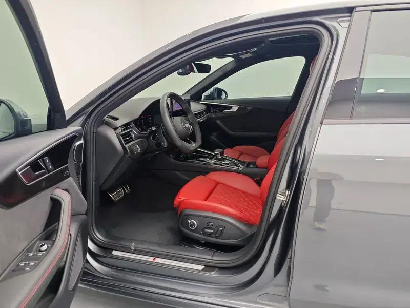 Audi S4 2024 Limousine 3.0TFSI — миниатюра 17