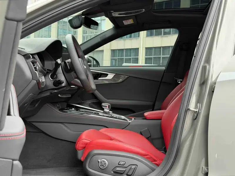 Audi S4 2024 Limousine 3.0TFSI — миниатюра 12