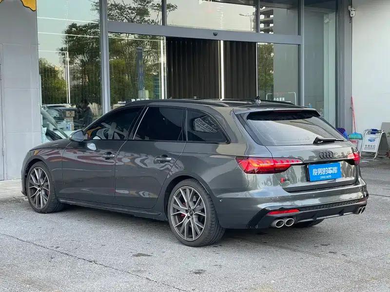 2024 Audi S4 Avant 3.0TFSI — миниатюра 5