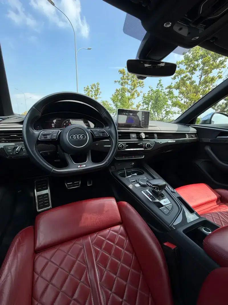 2019 Audi S4 3.0TFSI — миниатюра 15