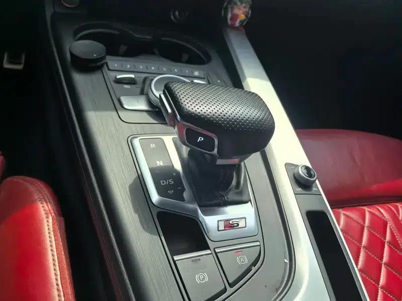 2018 Audi S4 3.0TFSI — миниатюра 15