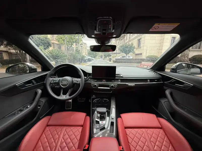 Audi S4 2024 Limousine 3.0TFSI — миниатюра 7