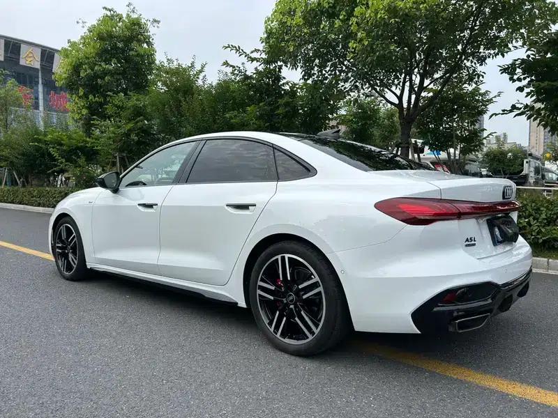 Audi A5L 2026 2.0T Sport quattro — миниатюра 4