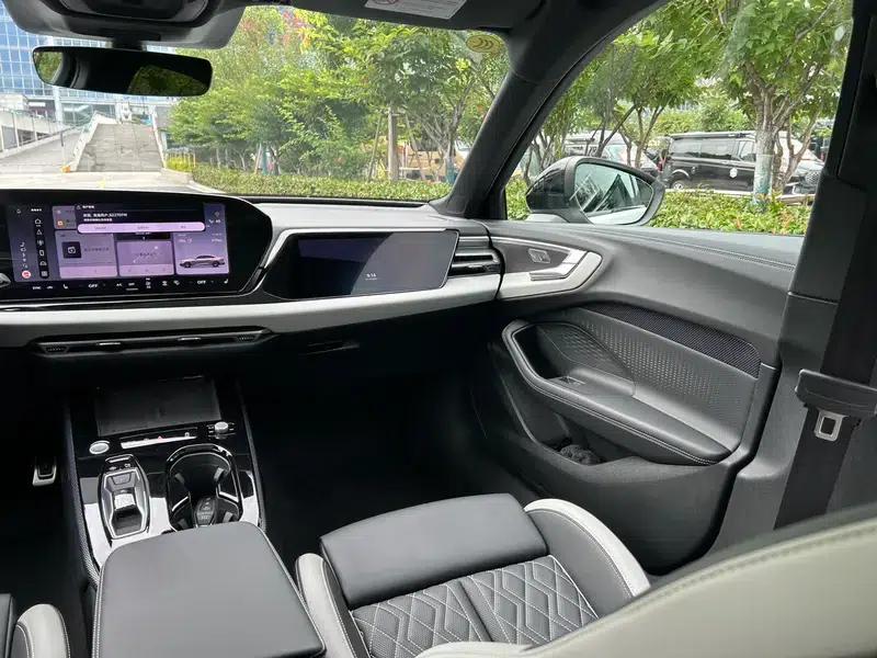Audi A5L 2026 2.0T Sport quattro — миниатюра 7