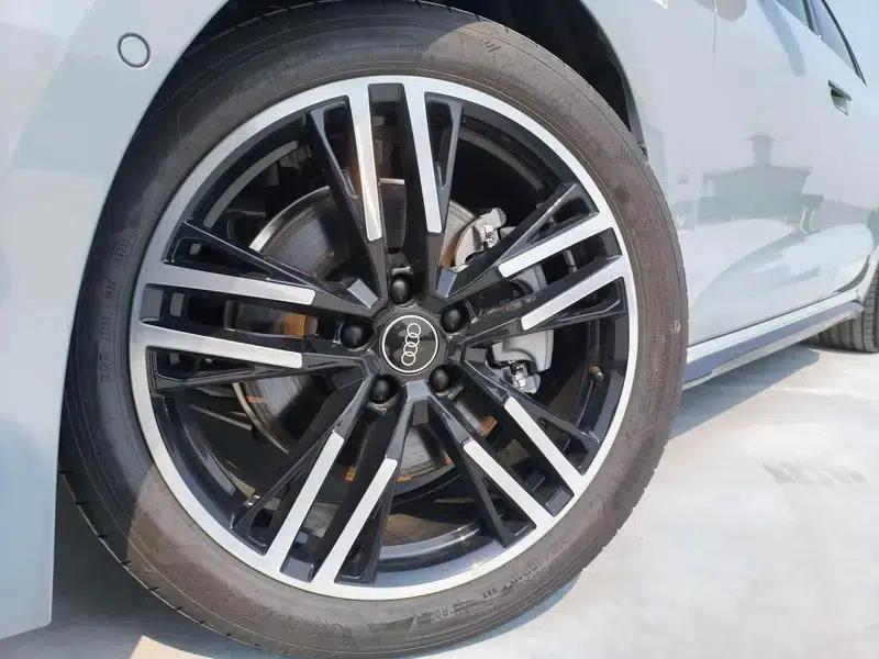 Audi A5L 2026 2.0T Sport Plus — миниатюра 8