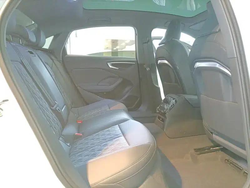 Audi A5L 2026 2.0T Sport Plus — миниатюра 15