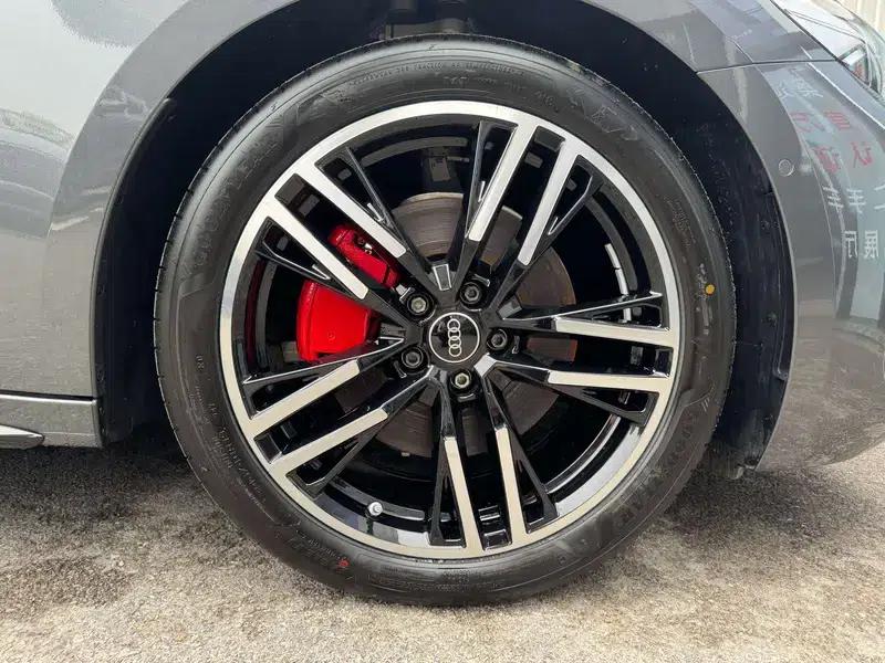 Audi A5L 2026 2.0T Sport quattro — миниатюра 7