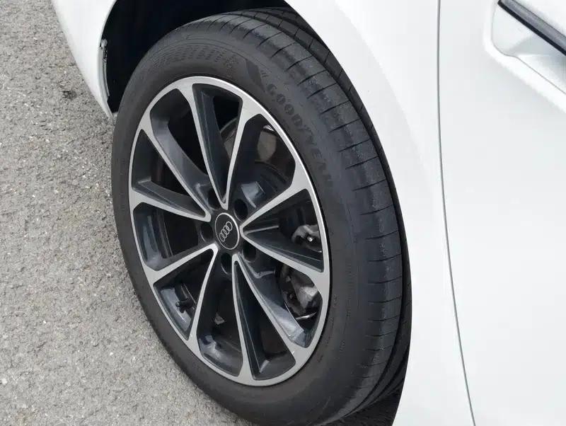 Audi A5L 2026 2.0T Sport Edition — миниатюра 14