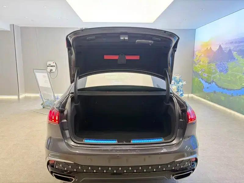 Audi A5L 2026 2.0T Qiankun Smart Driving Edition — миниатюра 14