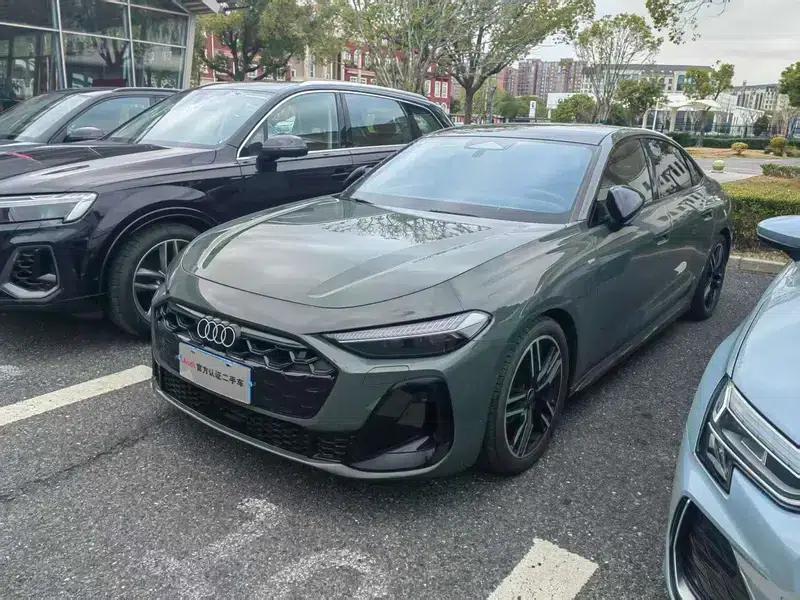 Audi A5L 2026 2.0T Sport quattro — миниатюра 1