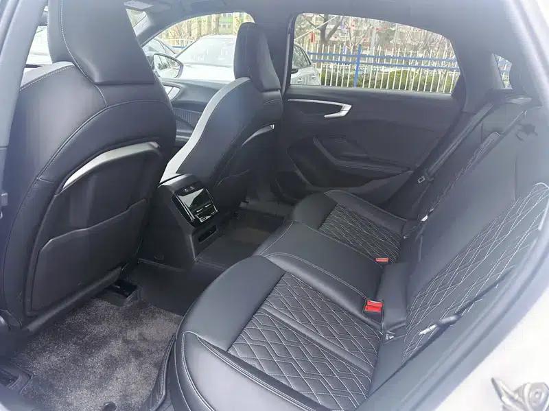 2026 Audi A5L High-Power Sport Edition — миниатюра 9