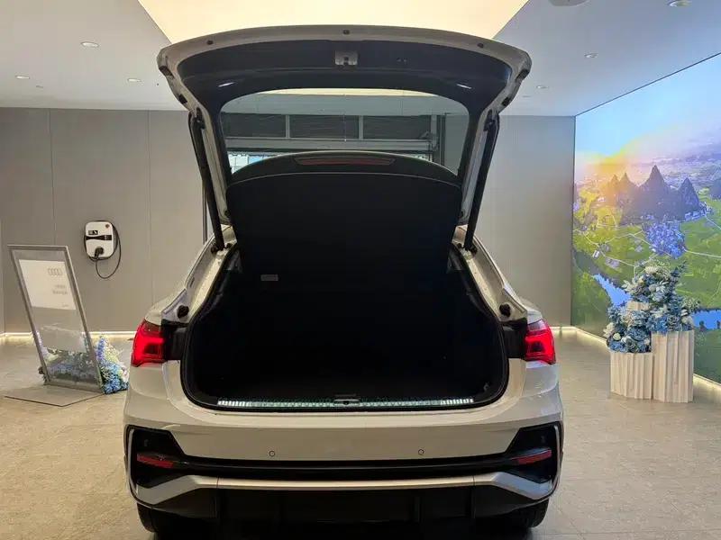 Audi Q3 Sportback 2020 40 TFSI Fashion Edition — миниатюра 12