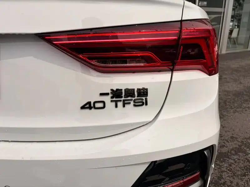 Audi Q3 Sportback 2024 40 TFSI Fashion Edition — миниатюра 12