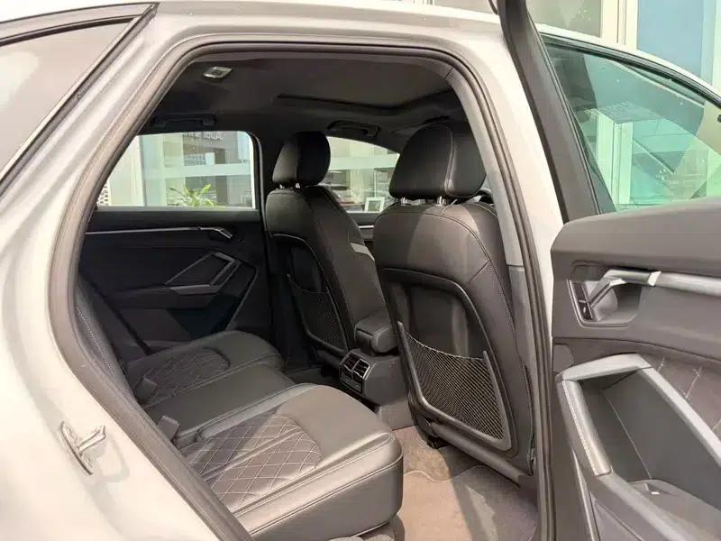 Audi Q3 Sportback 2024 40 TFSI Fashion Edition — миниатюра 17