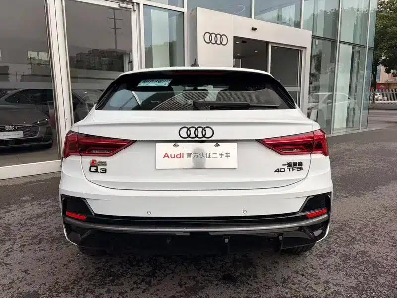 Audi Q3 Sportback 2024 40 TFSI Fashion Edition — миниатюра 4