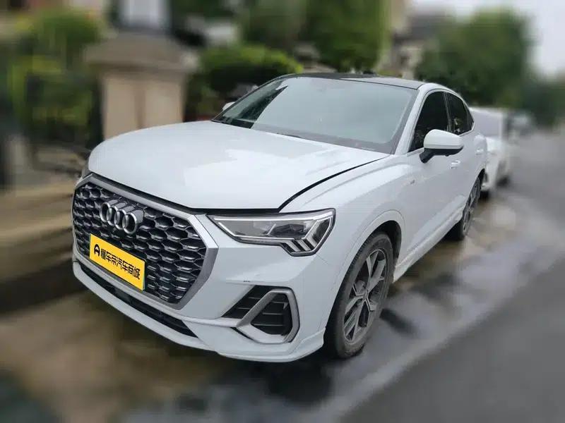 Audi Q3 Sportback 2020 40 TFSI Fashion Edition — миниатюра 1