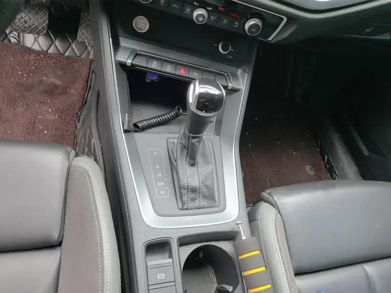 Audi Q3 Sportback 2020 40 TFSI Fashion Edition — миниатюра 14