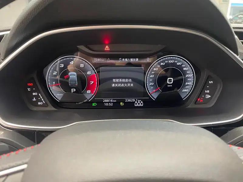 Audi Q3 Sportback 2022 40 TFSI RS Package (Sports Edition) — миниатюра 15