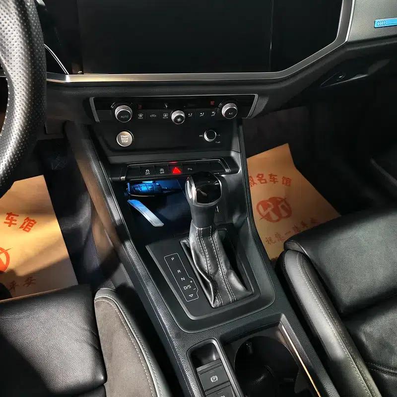 Audi Q3 Sportback 2020 40 TFSI Fashion Edition — миниатюра 13