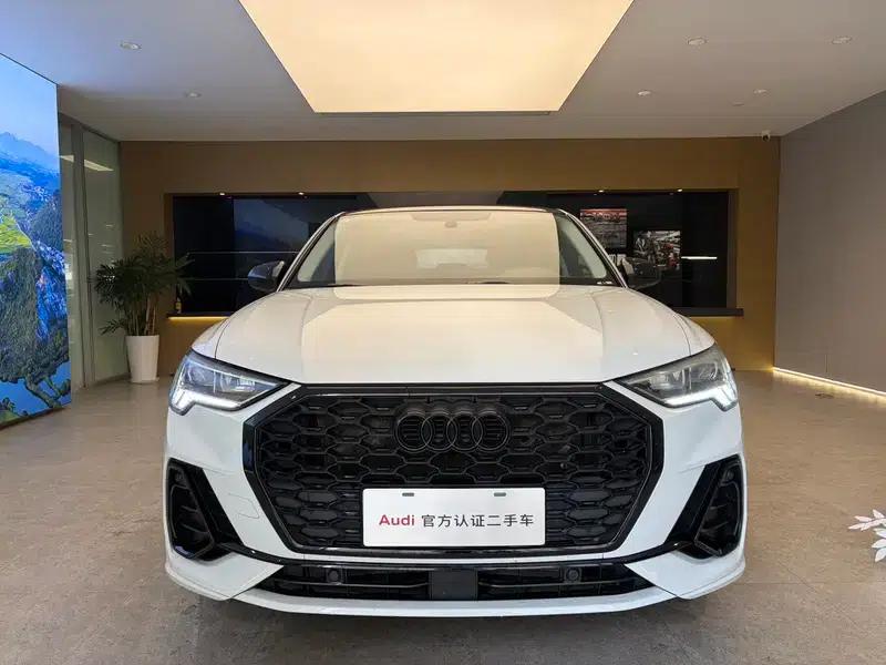 Audi Q3 Sportback 2023 35 TFSI Progressive (1.5T) — миниатюра 2