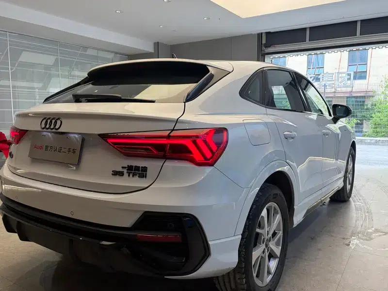 Audi Q3 Sportback 2023 35 TFSI Progressive (1.5T) — миниатюра 5