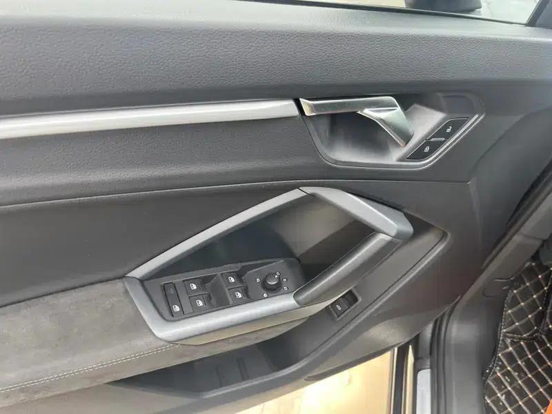 Audi Q3 Sportback 2020 40 TFSI Fashion Edition — миниатюра 23