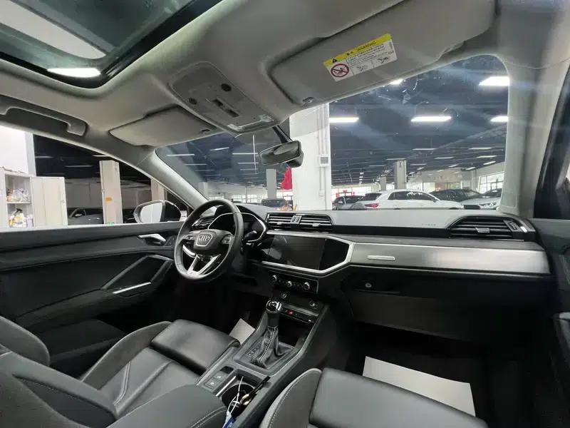 Audi Q3 Sportback 2023 35 TFSI Progressive — миниатюра 13