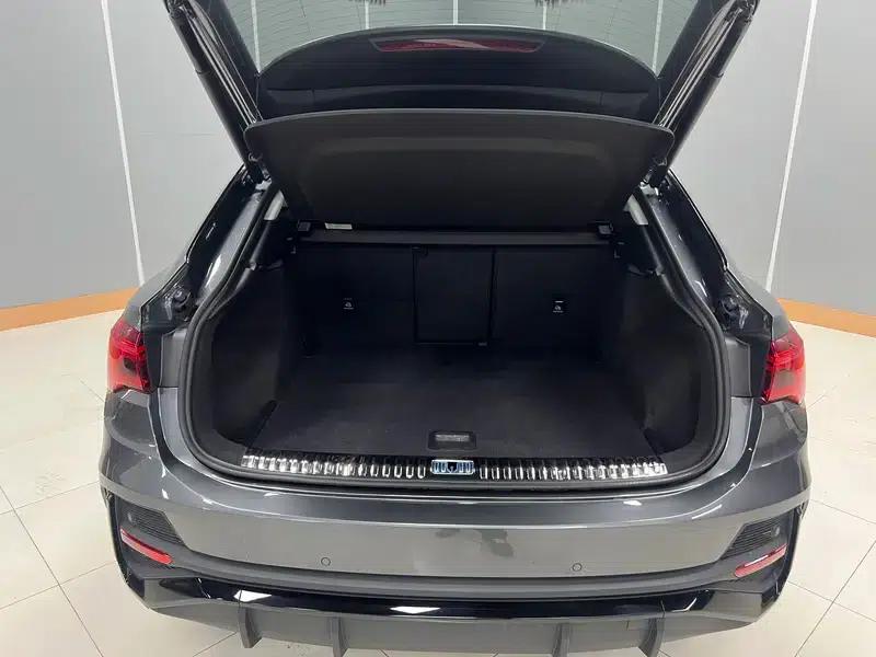 Audi Q3 Sportback 2023 35 TFSI Progressive — миниатюра 22