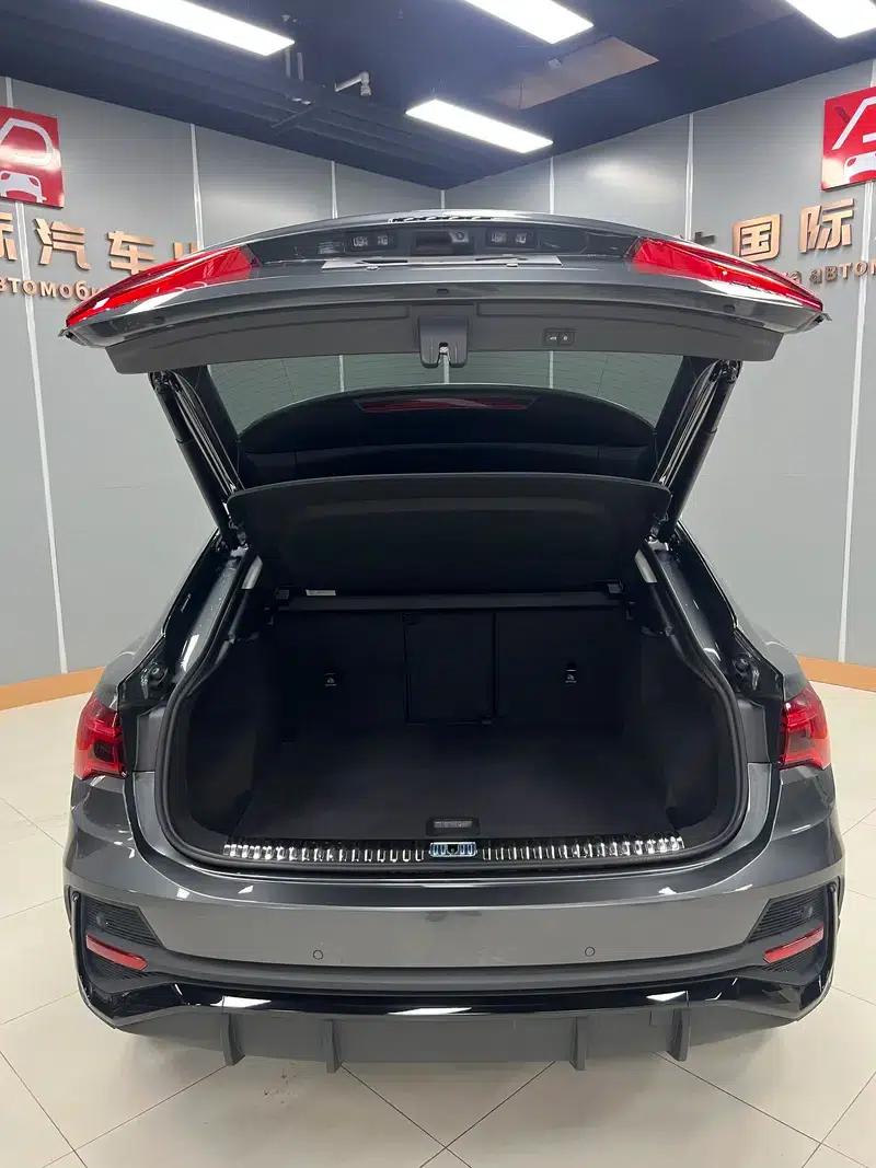 Audi Q3 Sportback 2023 35 TFSI Progressive — миниатюра 24