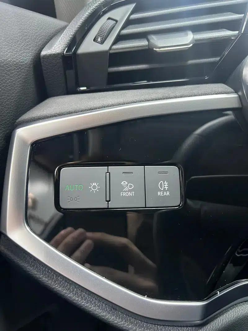 Audi Q3 Sportback 2023 35 TFSI Progressive — миниатюра 9