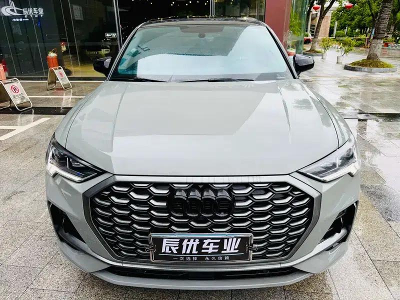 Audi Q3 Sportback 2024 40 TFSI Fashion Edition — миниатюра 2
