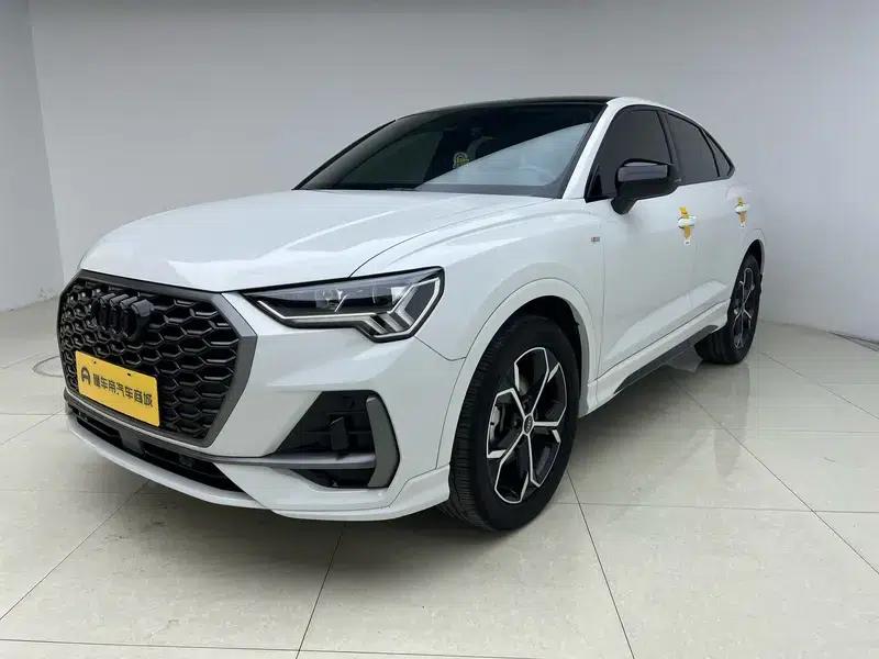Audi Q3 Sportback 2024 40 TFSI Fashion Edition — миниатюра 1