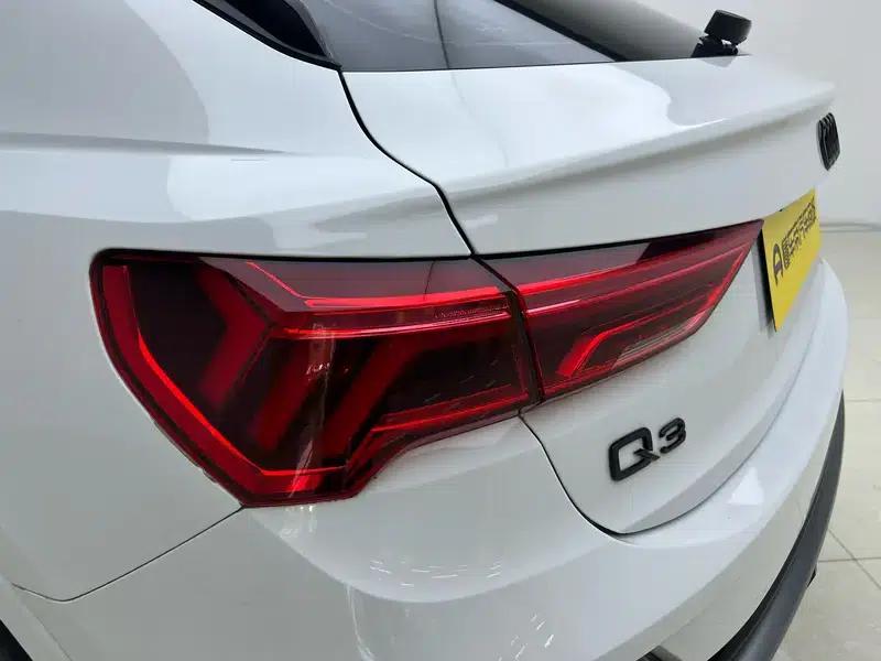 Audi Q3 Sportback 2024 40 TFSI Fashion Edition — миниатюра 13