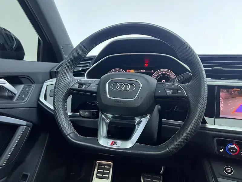 Audi Q3 Sportback 2024 40 TFSI Fashion Edition — миниатюра 16