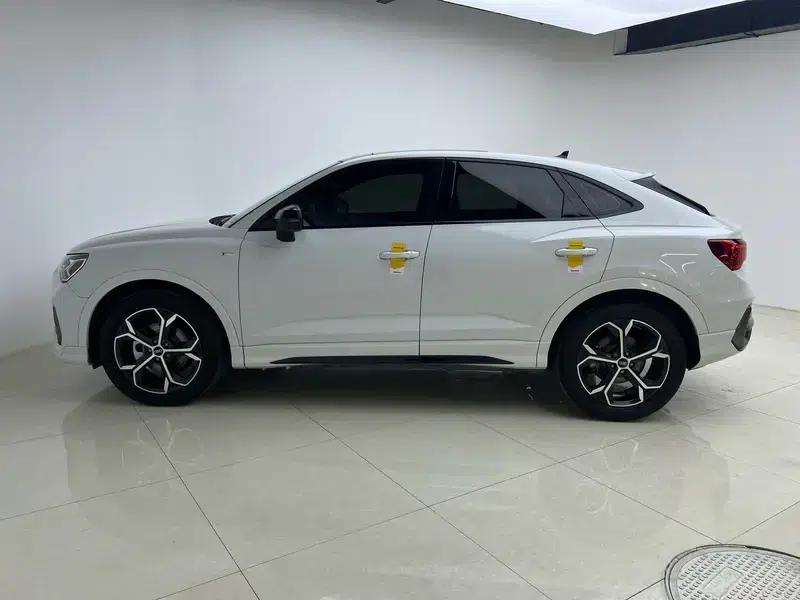 Audi Q3 Sportback 2024 40 TFSI Fashion Edition — миниатюра 4