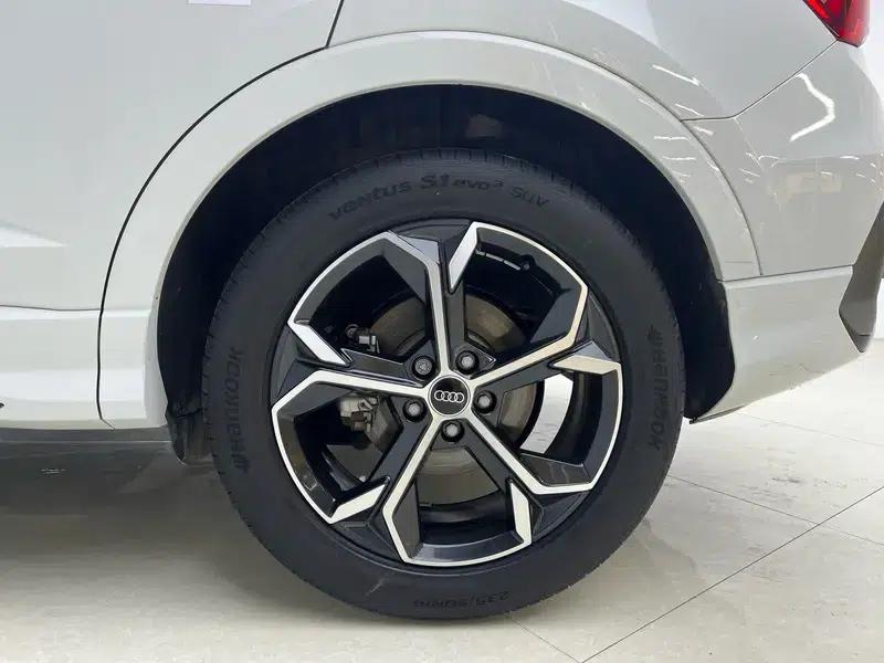 Audi Q3 Sportback 2024 40 TFSI Fashion Edition — миниатюра 9