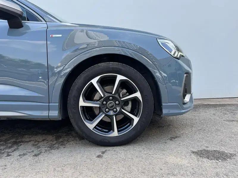 Audi Q3 Sportback 2023 40 TFSI RS Package (Extreme Performance) — миниатюра 13