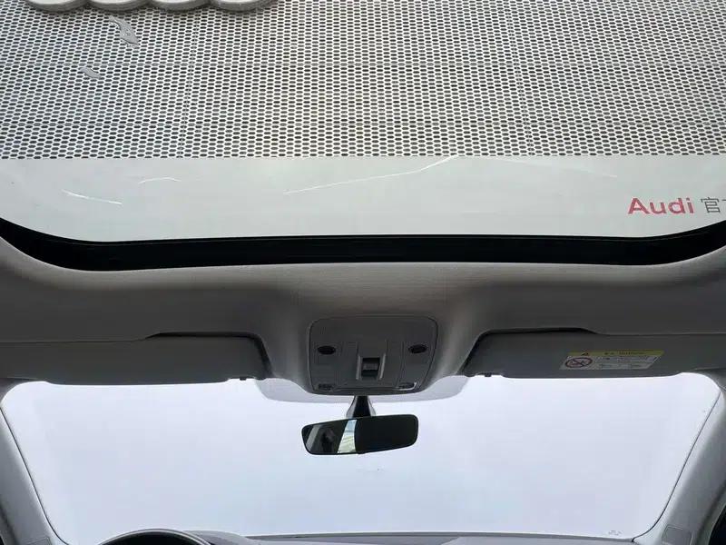 Audi Q3 Sportback 2023 40 TFSI RS Package (Extreme Performance) — миниатюра 17