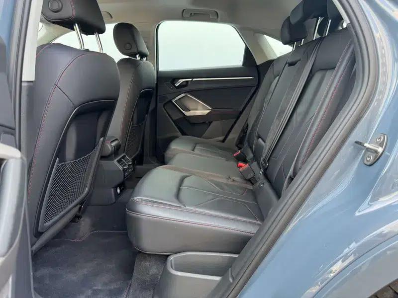 Audi Q3 Sportback 2023 40 TFSI RS Package (Extreme Performance) — миниатюра 24